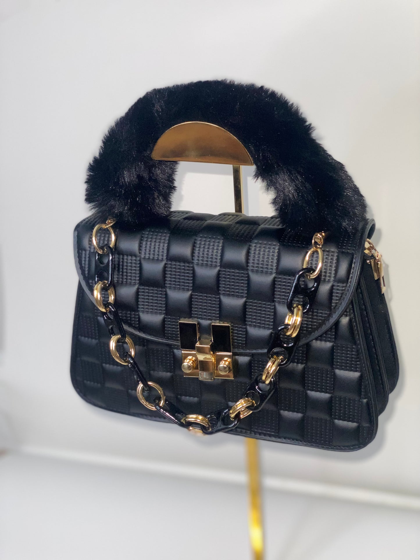 Fluffy Fur Handbag - Black