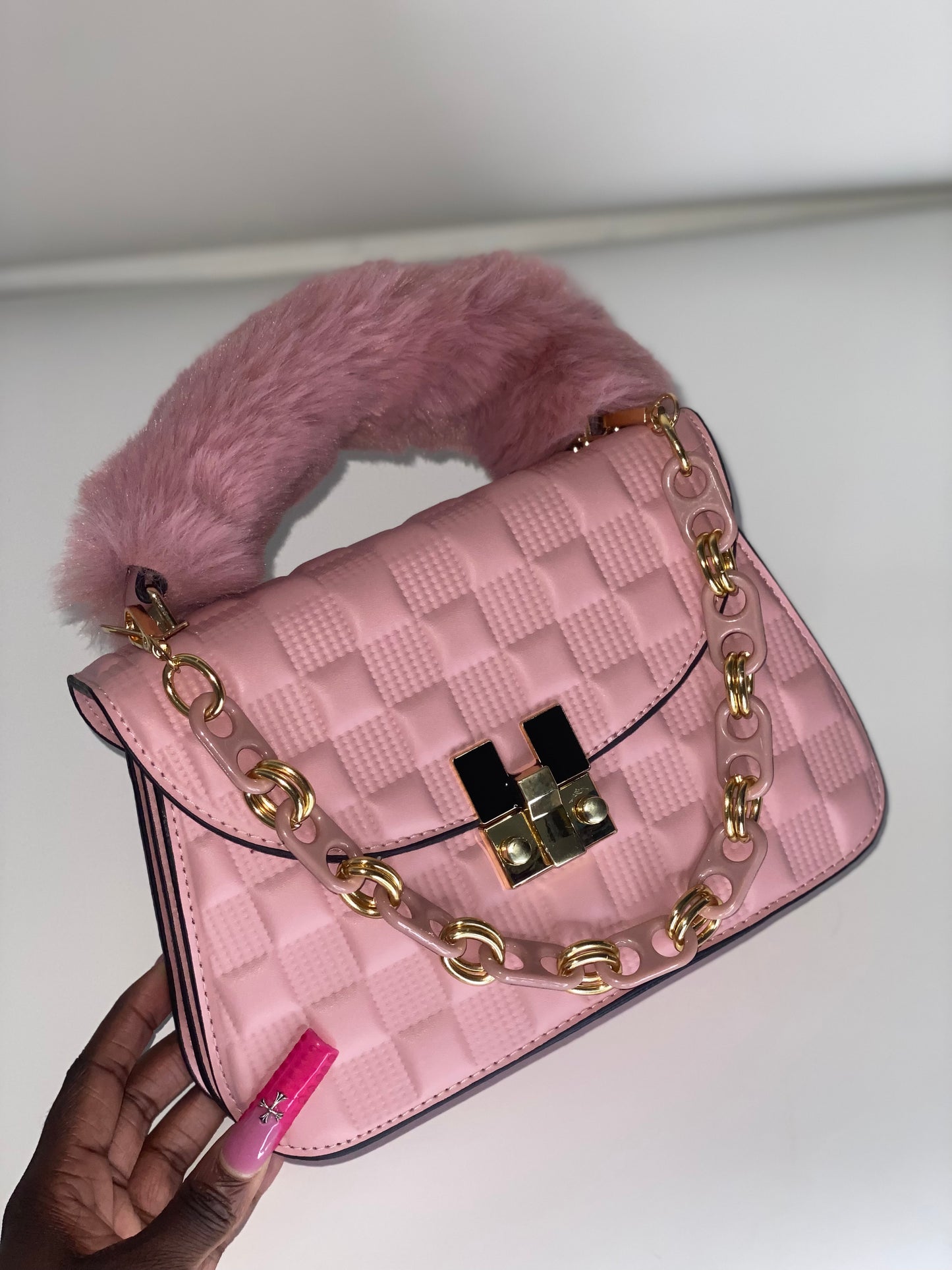 Fluffy Fur Handbag - Pink